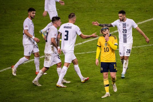 Bla gjennom flere bilder av Football, Nations League, Sweden - Slovenia