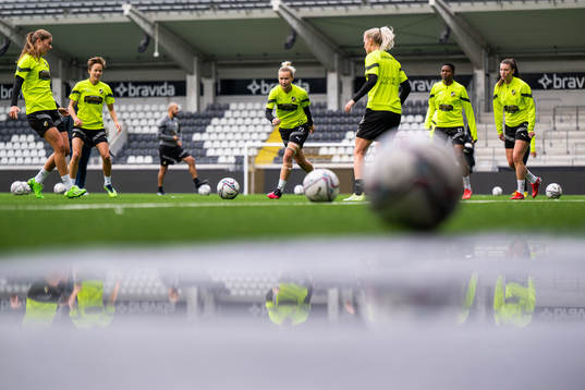 Mille Gejl Jensen, Aivi Luik, Marika Bergman Lundin, Josefine Rybrink, Aisha Ahmed Abdulle and Pauline Hammarlund