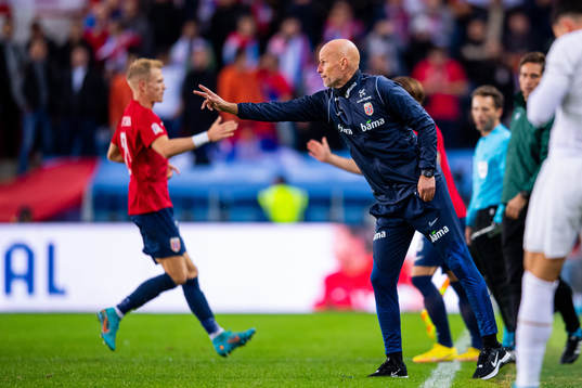 Head coach Ståle Solbakken of Norway