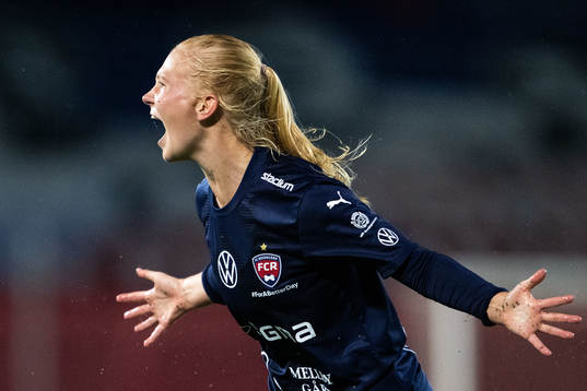 Sofie Bruun Bredgaard of FC Rosengård celebrates after 1-0