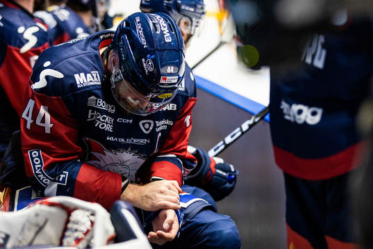 Linköpings jonas Junland har ont i handleden