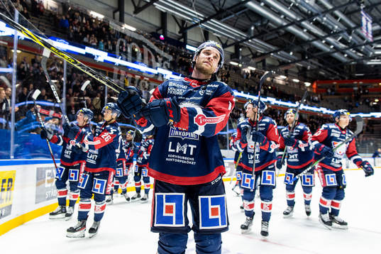 Linköpings Patrick Russel jublar