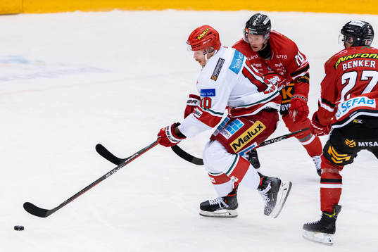 Modos Rihards Marenis och Vita Hästens Jesper Samuelsson