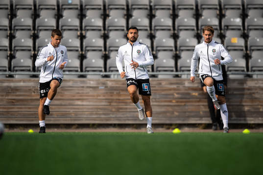 Örebros Samuel Dahl, Jiloan Hamad och Daniel Björnkvist