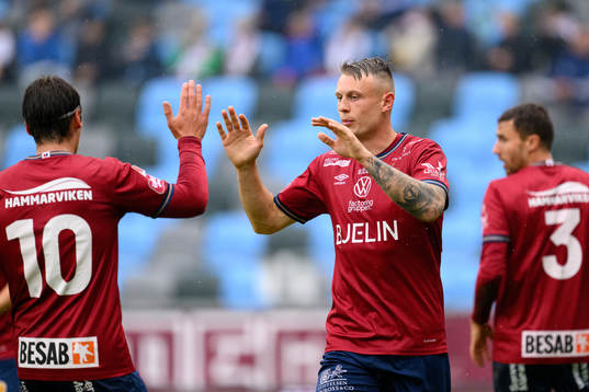 Örgrytes Marcus Haglind Sangre jublar