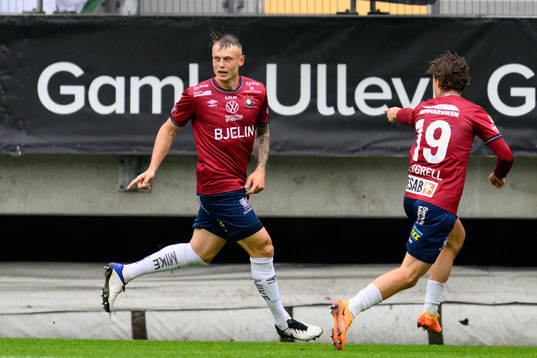 Örgrytes Marcus Haglind Sangre jublar