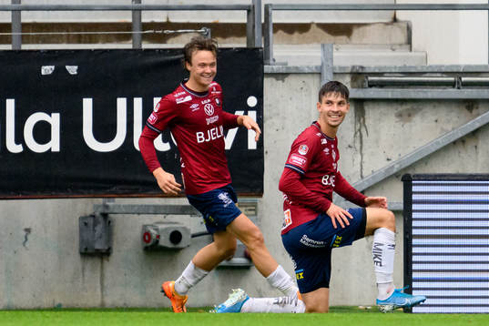 Örgrytes Herman Sjögrell och Daniel Paulson jublar