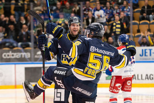 HV71s Fredrik Forsberg jublar