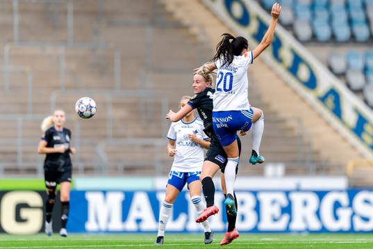 Växjös Hanna Stokki och IFK Norrköpings Selma Cajlakovic