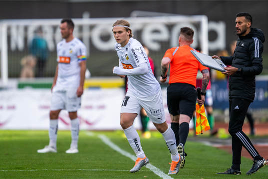 Häckens William Nilsson byts in