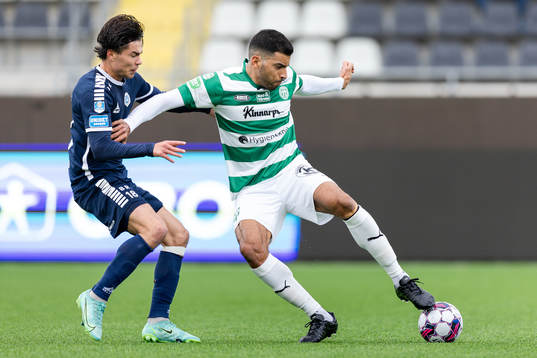 Utsiktens William Milovanovic och Västerås SKs Pedro Ribeiro