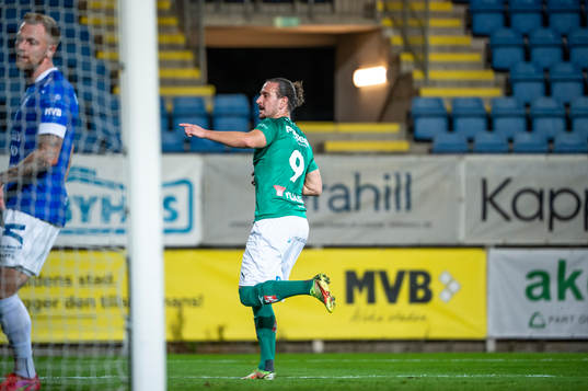 Jönköpings Södras Edin Hamidovic jublar