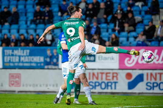 Jönköpings Södras Edin Hamidovic sätter 1-3