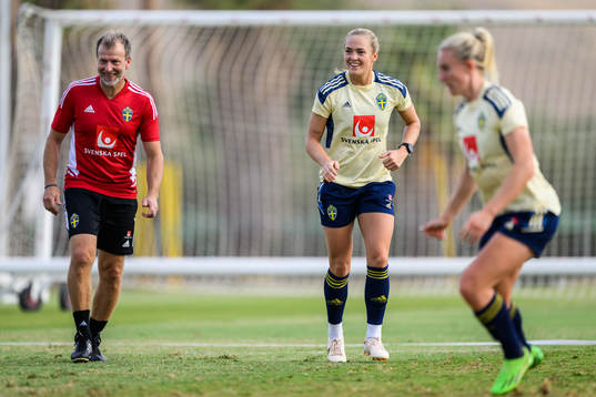 Physiotherapist Martin Bergqvist and Magdalena Eriksson
