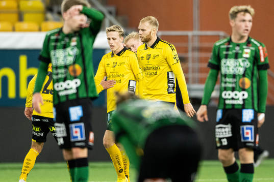 Elfsborgs Jeppe Møldrup Okkels och Sveinn Aron Gudjohnsen