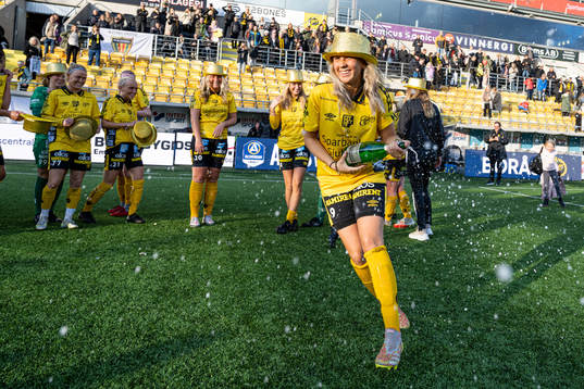 Elfsborgs Cornelia Andersson jublar