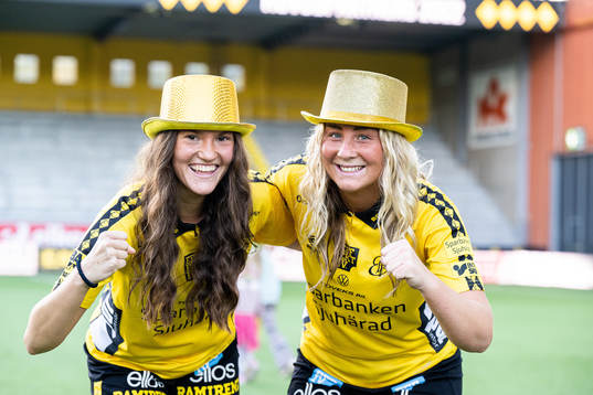 Elfsborgs e2och Ebba Johansson jublar