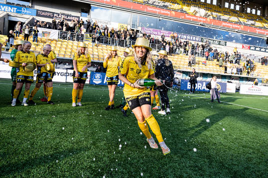 Elfsborgs Cornelia Andersson jublar