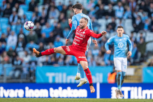 Malmö FFs Erdal Rakip och Värnamos Evaldo Nascimento