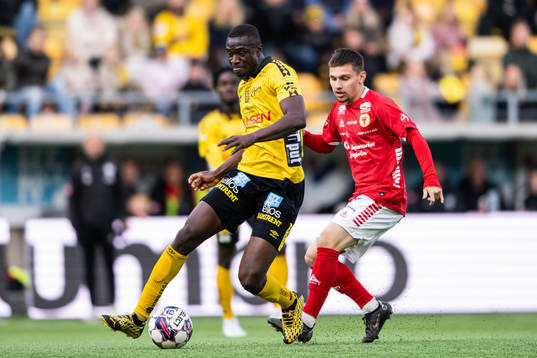 Elfsborgs Maudo Lamine Jarjue och Kalmars Isak Bjerkebo
