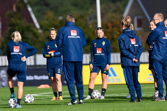 Agnes Nyberg och Cornelia Kapocs