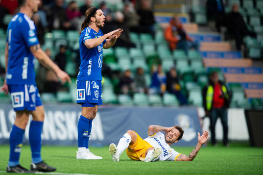 GIF Sundsvalls Forrest Lasso och IFK Göteborgs Mattias Bjärsmyr