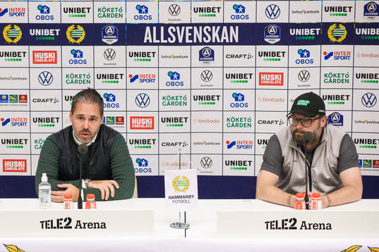 Hammarbys tränare Martí Cifuentes och Varbergs tränare Joakim Persson
