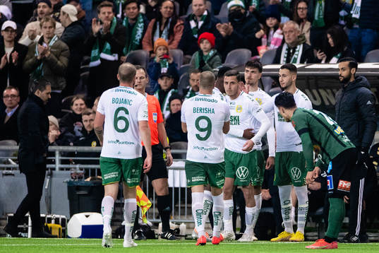 Hammarbys Jeppe Andersen, Pavle Vagic och Abdelrahman Saidi byts in mot Veton Berisha, Darijan Bojanic och Shaquille Pinas