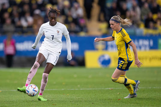 Ouleymata Sarr of France and Olivia Schough of Sweden