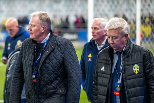 Karl-Erik Nilsson, president, Håkan Sjöstrand, general secretary, and, Bert Andersson, vice president and board member of the Swedish Football Association