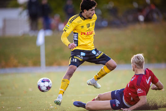 Elfsborgs Ahmed Qasem och Östers Mattis Adolfsson