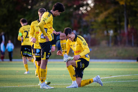 Elfsborgs Ahmed Qasem och Amer Jusic jublar och firar mål