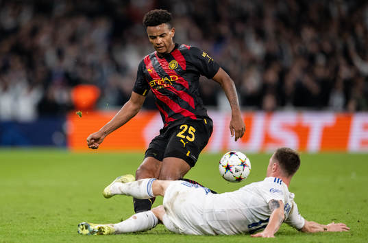 Manuel Akanji of Man City and Lukas Lerager of Copenhagen