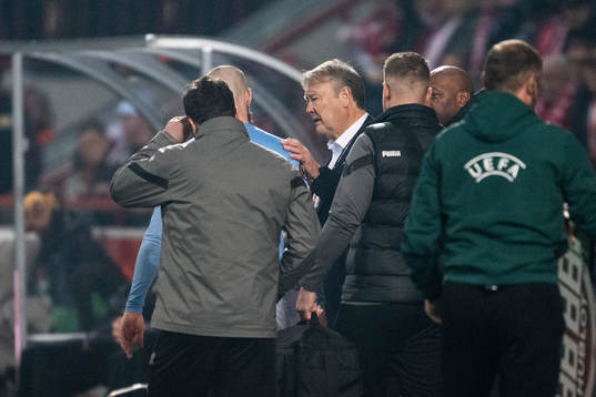 Head coach Åge Hareide and Jo Inge Berget of Malmö FF