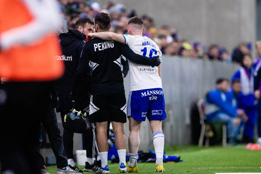 IFK Norrköpings Viktor Agardius har ont
