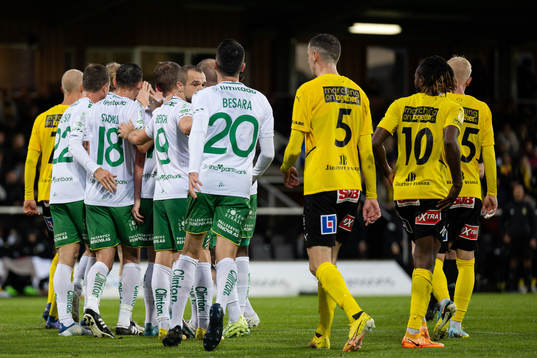 Hammarbys spelare jublar