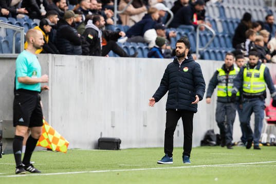 Dalkurds huvudtränare Amir Azrafshan