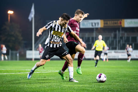 Landskronas Camil Jebara och Västerås SKs Simon Gefvert