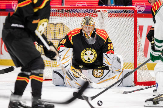 Brynäs målvakt Veini Vehviläinen