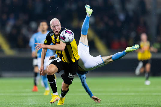 Häckens Valgeir Fridriksson och Malmö FFs Oscar Lewicki