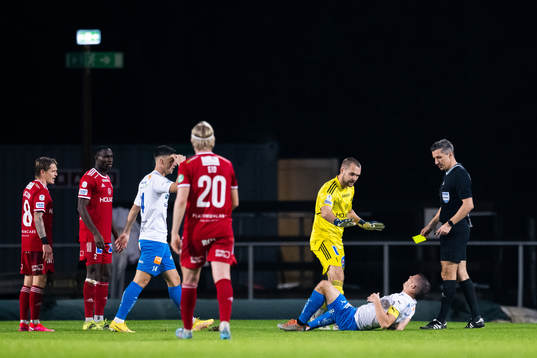 IFK Norrköpings målvakt Oscar Jansson, Värnamos Oscar