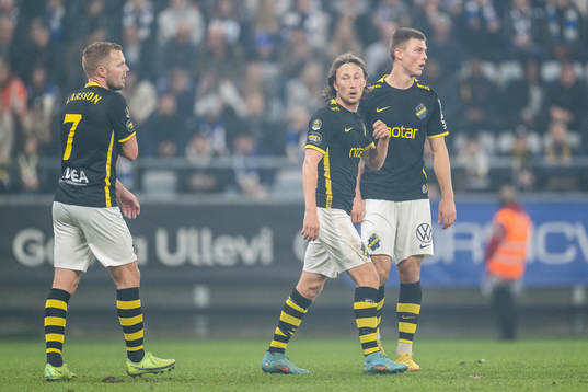 AIKs Sebastian Larsson, Axel Björnström och Erik Ring