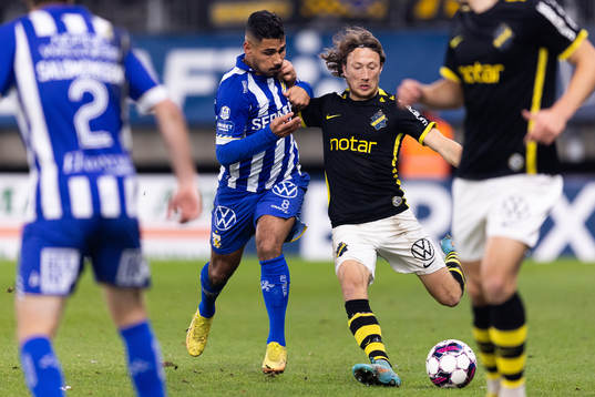 IFK Göteborgs Hosam Aiesh och AIKs Axel Björnström