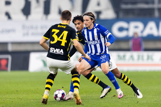 IFK Göteborgs Simon Thern och AIKs Jesper Ceesay