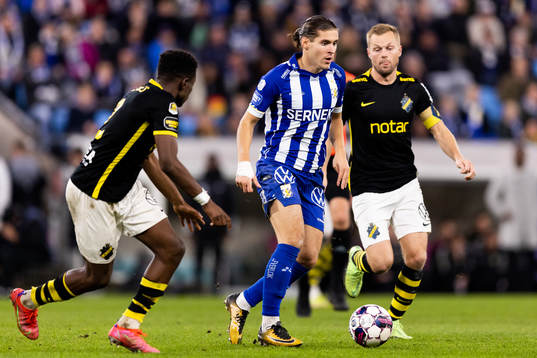 IFK Göteborgs Eman Markovic och AIKs Sebastian Larsson