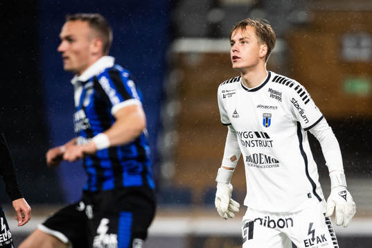 målvakt Hannes Sveijer
