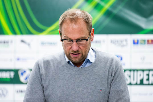 Halmstads tränare Magnus Haglund på presskonferensen