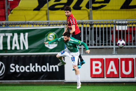 Brommapojkarnas Marijan Cosic och Brages Jonathan Syberg Tamimi