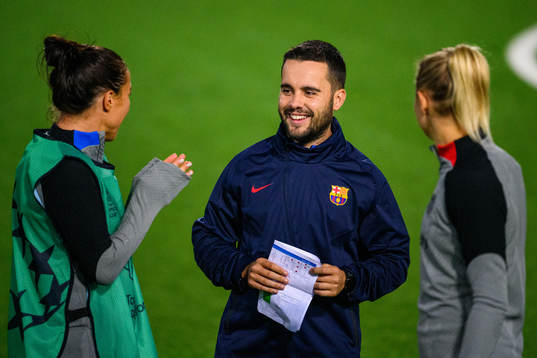 Head coach Jonatan Giraldez