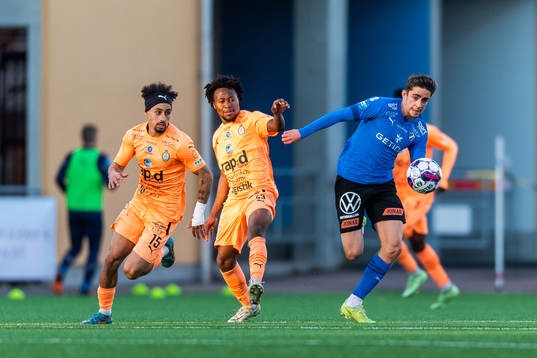 AFC Eskilstunas Victor Fors och Abdul-Halik Hudu